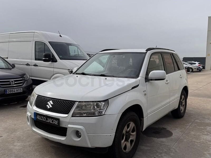 Usado Suzuki Grand Vitara 129 CV (94 kW) 2008 Blanco SUV