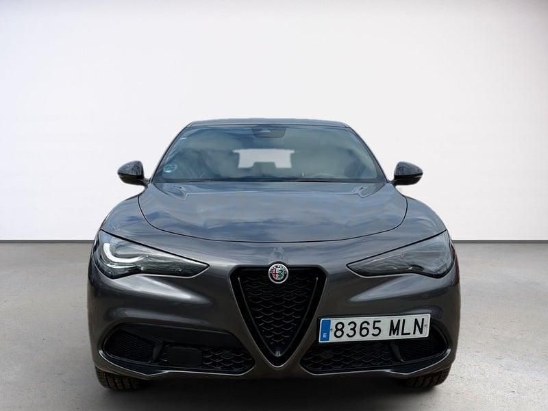 Usado Alfa Romeo Stelvio Sprint 210 CV (154 kW) 2023 Negro SUV