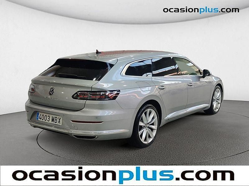 Usado VW Arteon Elegance 200 CV (147 kW) 2022 Gris plata Familiar