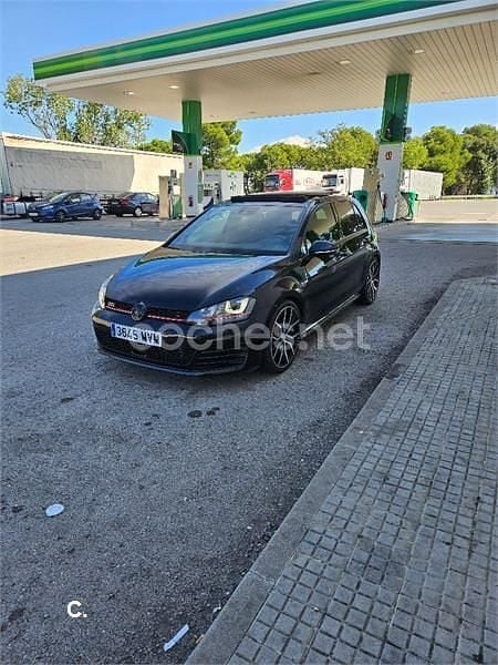 Usado VW Golf VII GTI 230 CV (169 kW) 2016 Negro Berlina