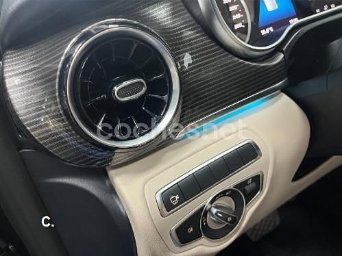 Usado Mercedes V300 Avantgarde 239 CV (175 kW) 2022 Negro Monovolumen