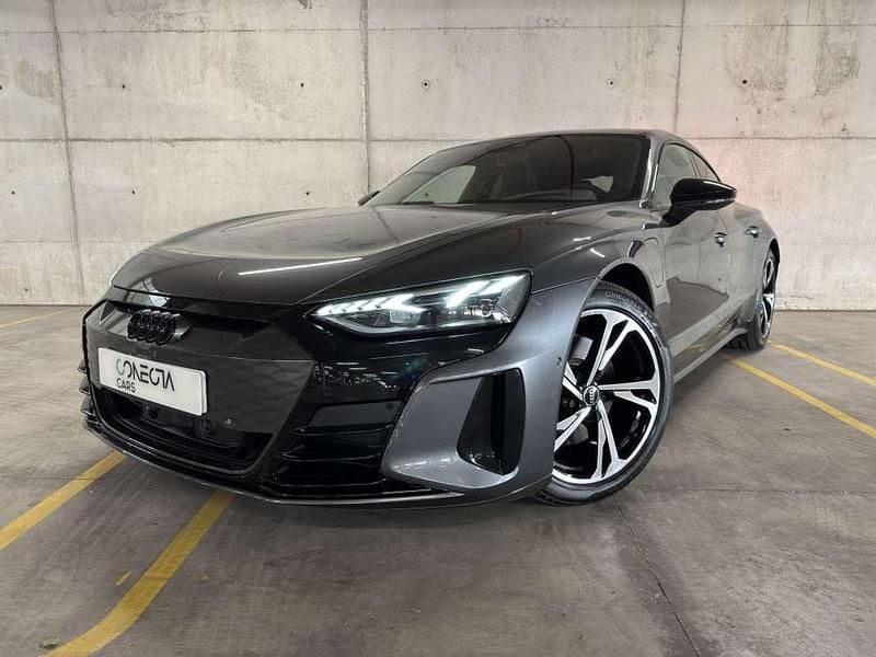 Usado Audi e-tron GT quattro 350 kW (476 CV) 2023 Gris Berlina