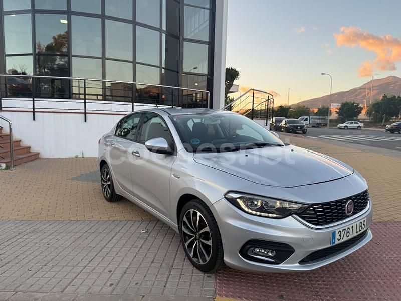 Gris / plata Usado 2019 Fiat Tipo Lounge Berlina | 8500 € (Super precio) - Imagen 1/4