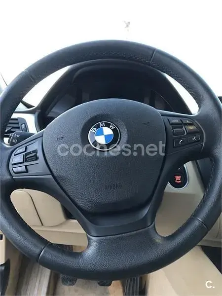 Usado BMW 318 Gran Turismo 143 CV (105 kW) 2016 Azul Berlina