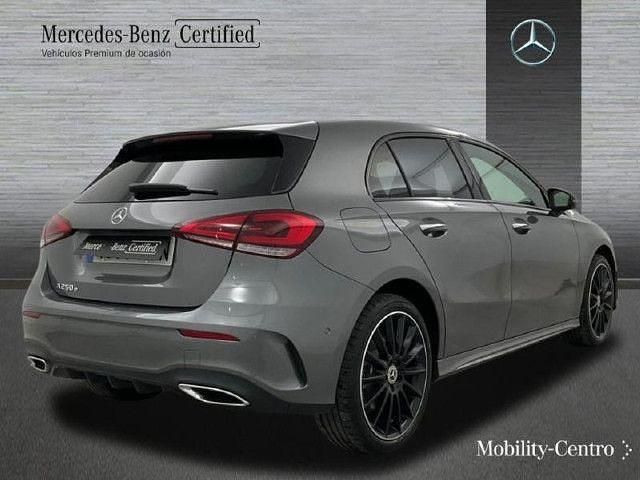 Usado Mercedes A250 218 CV (160 kW) 2023 Gris montaña