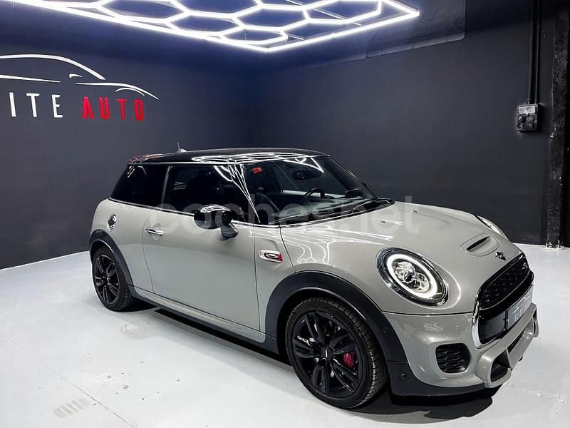 Usado Mini John Cooper Works 231 CV (169 kW) 2020 Gris / plata Utilitario