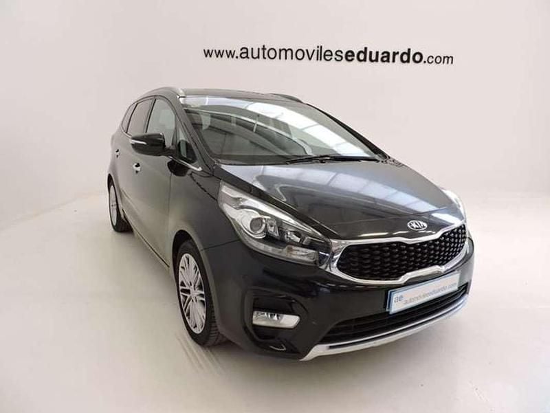 Usado Kia Carens 136 CV (100 kW) 2018 Negro Monovolumen