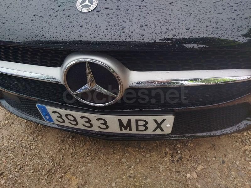 Usado Mercedes A180 136 CV (100 kW) 2022 Negro Berlina