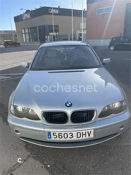 Usado BMW 320 150 CV (110 kW) 2005 Gris / plata Berlina