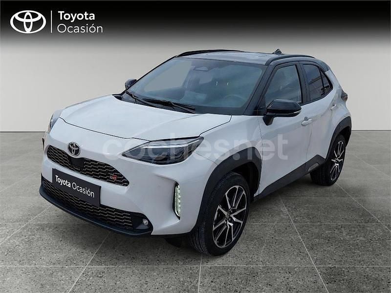 Gris / plata Usado 2024 Toyota Yaris Cross Sport SUV | 30.890 € - Imagen 1/4
