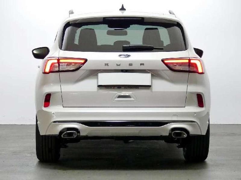Usado Ford Kuga ST-Line 121 CV (88 kW) 2022 Blanco SUV