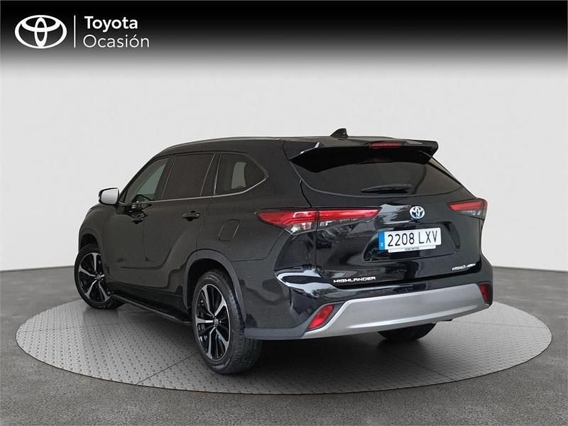 Usado Toyota Highlander Luxury 248 CV (182 kW) 2022 Negro SUV