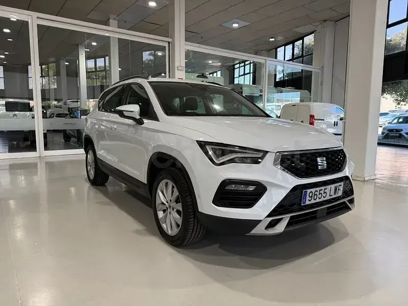 Usado Seat Ateca Style 116 CV (85 kW) 2022 Blanco SUV
