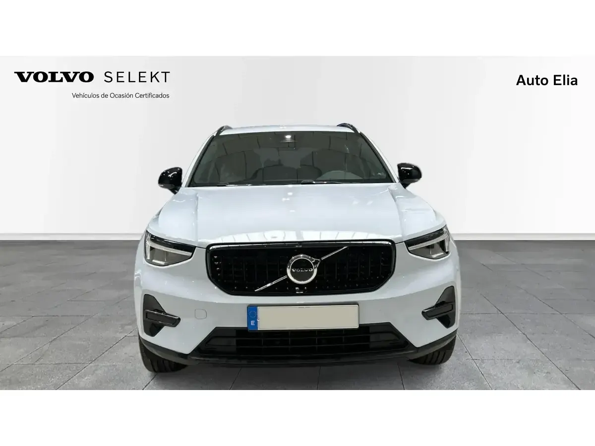 Usado Volvo XC40 Plus 163 CV (119 kW) 2025 Azul SUV