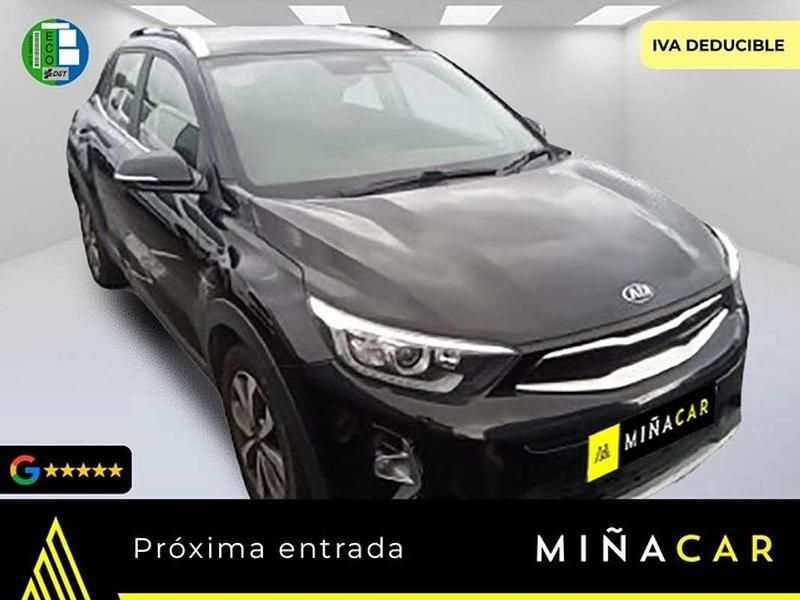 Usado Kia Stonic 120 CV (88 kW) 2022 Negro SUV