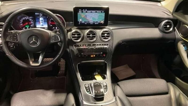 Usado Mercedes GLC250 AMG line 204 CV (150 kW) 2018 Gris SUV