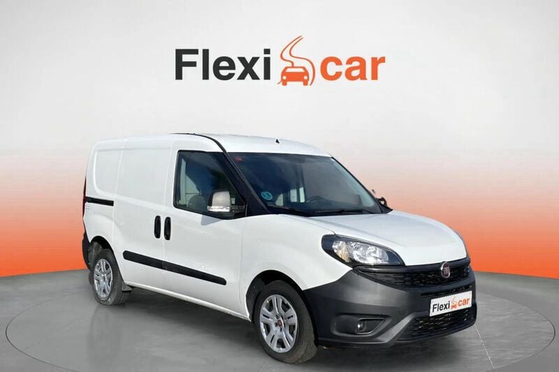 Blanco Usado 2022 Fiat Doblò Dynamic Monovolumen | 12.090 € (Super precio) - Imagen 1/4