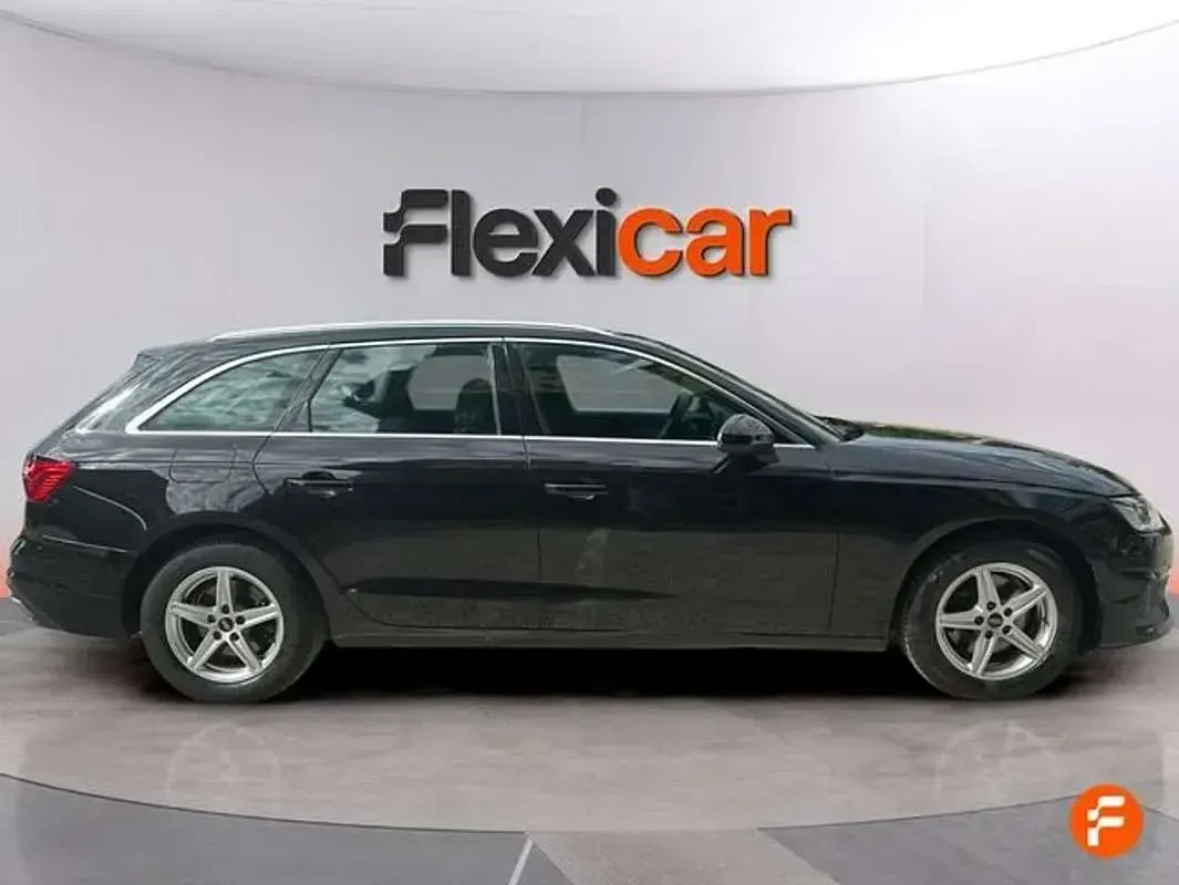 Usado Audi A4 Advanced Plus 163 CV (119 kW) 2023 Gris Familiar