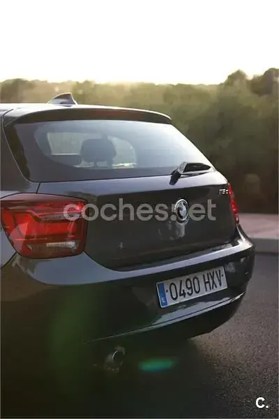 Usado BMW 116 116 CV (85 kW) 2014 Gris / plata Utilitario