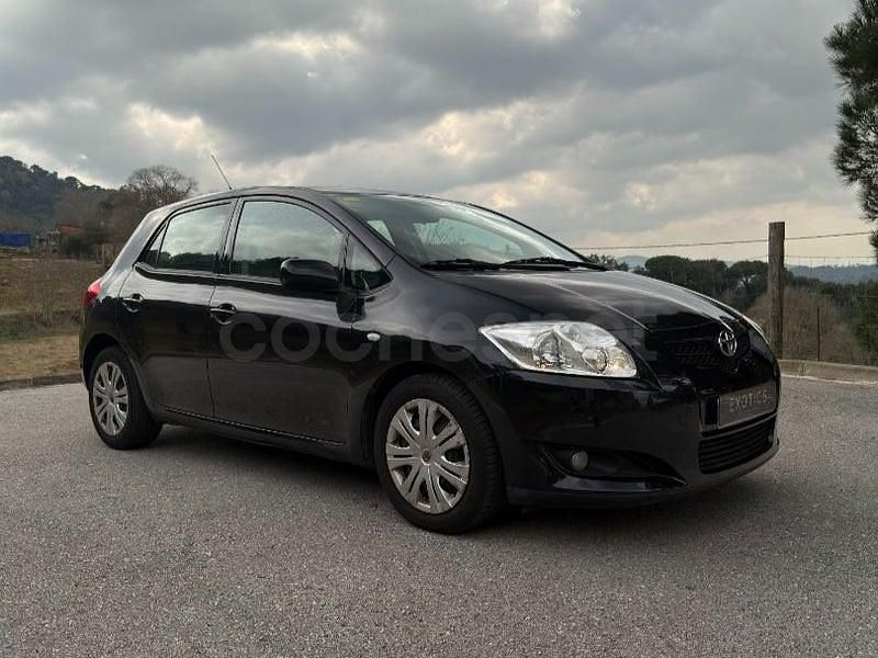 Usado Toyota Auris Active 90 CV (66 kW) 2009 Negro Utilitario