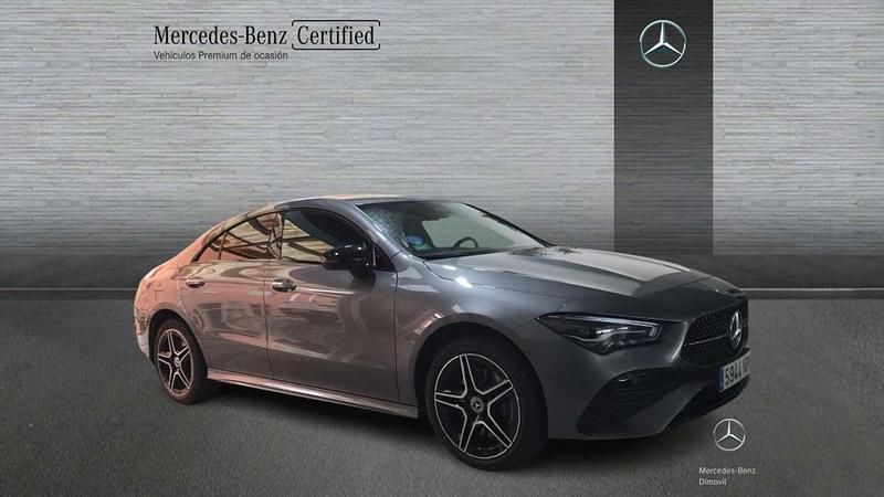 Usado Mercedes CLA250e 218 CV (160 kW) 2025 Gris Coupe