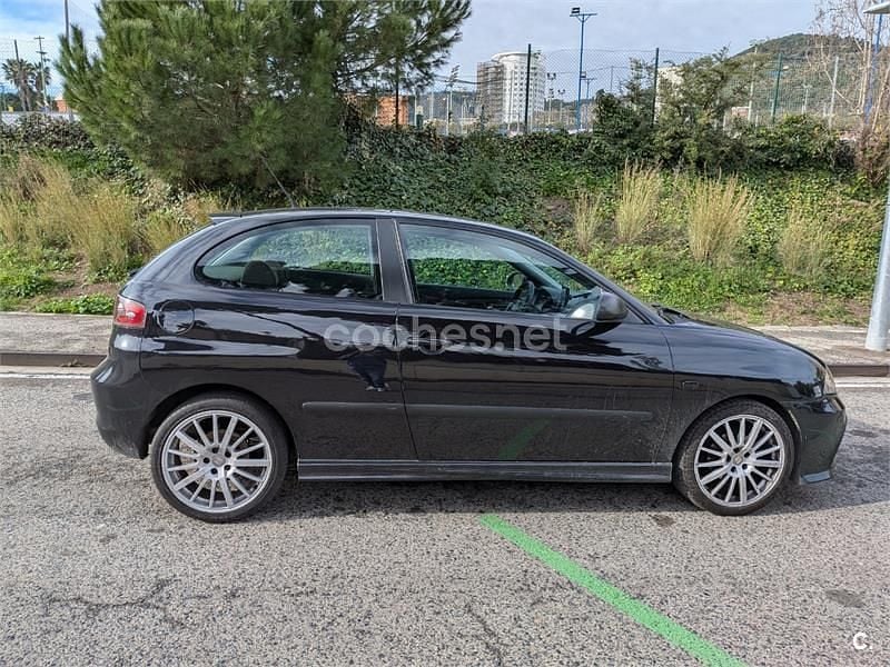 Usado Seat Ibiza 80 CV (58 kW) 2009 Negro Berlina