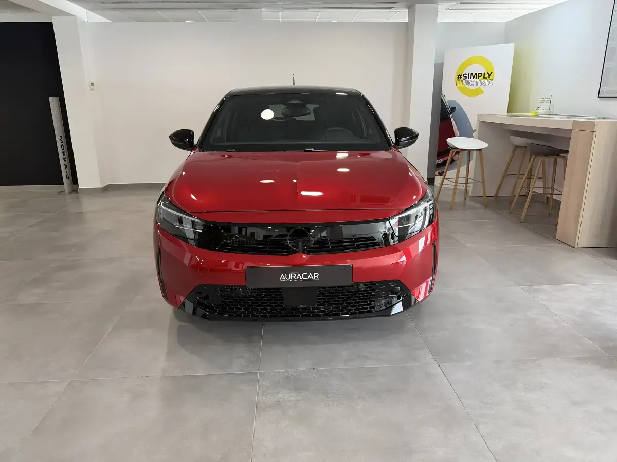 Nuevo Opel Corsa 100 CV (73 kW) 2026 Rojo Berlina