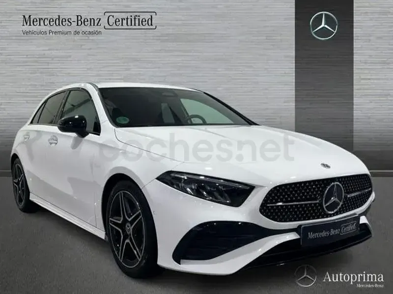 Usado Mercedes A200 AMG line 150 CV (110 kW) 2024 Blanco Berlina