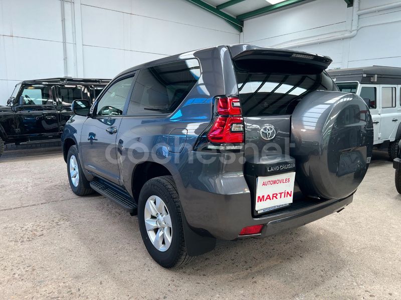 Usado Toyota Land Cruiser 204 CV (150 kW) 2021 Gris / plata SUV