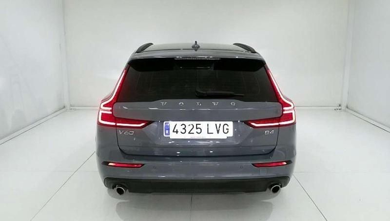 Usado Volvo V60 Momentum 197 CV (144 kW) 2021 Familiar