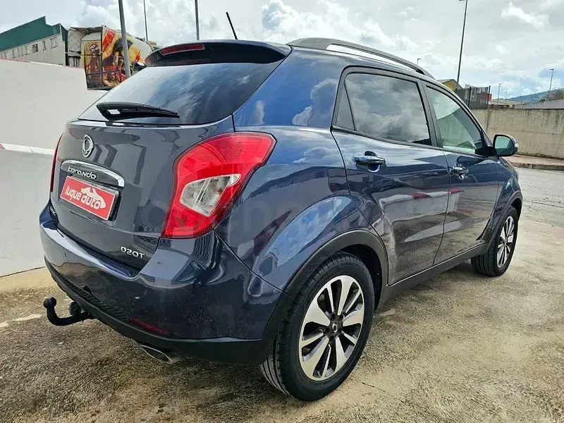 Usado SsangYong Korando Limited 149 CV (109 kW) 2014 Azul SUV