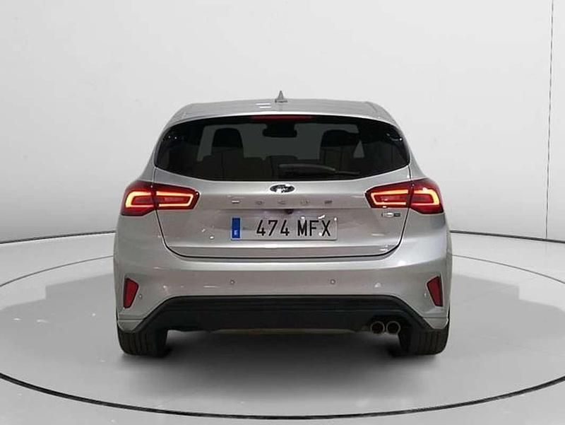 Begagnad Ford Focus ST-Line 155 HK (114 kW) 2023 Grå Halvkombi
