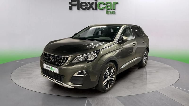 Usado Peugeot 3008 Allure 131 CV (96 kW) 2021 Gris SUV
