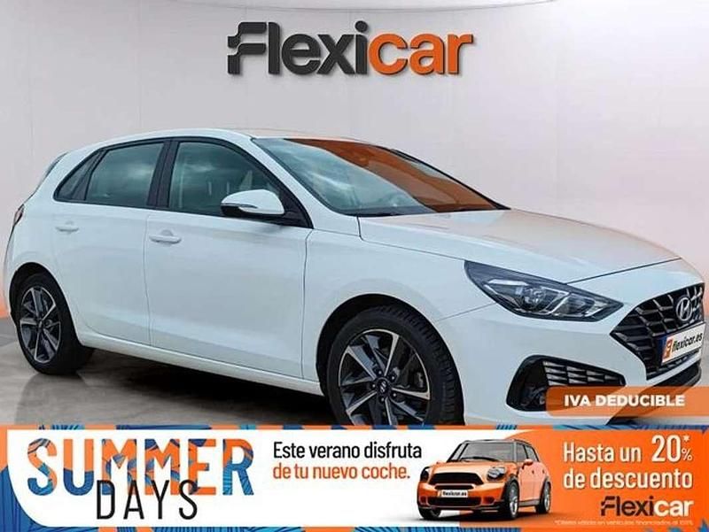 Blanco Usado 2021 Hyundai i30 Utilitario | 13.770 € (Precio justo) - Imagen 1/4
