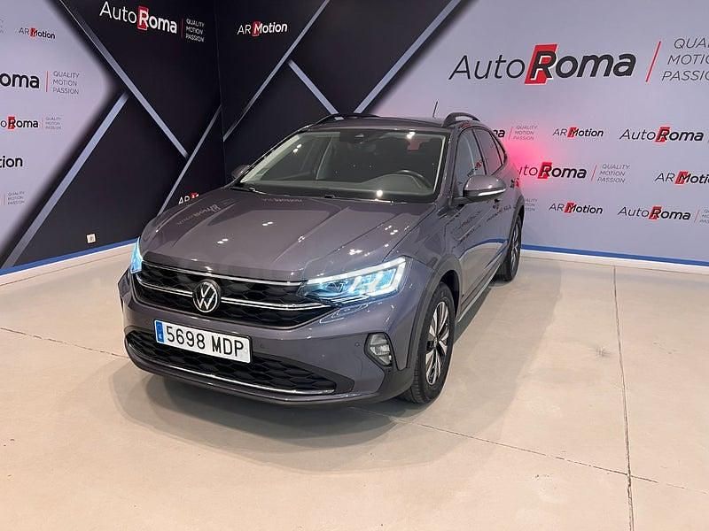 Usado VW Taigo Life 110 CV (80 kW) 2023 Gris / plata SUV