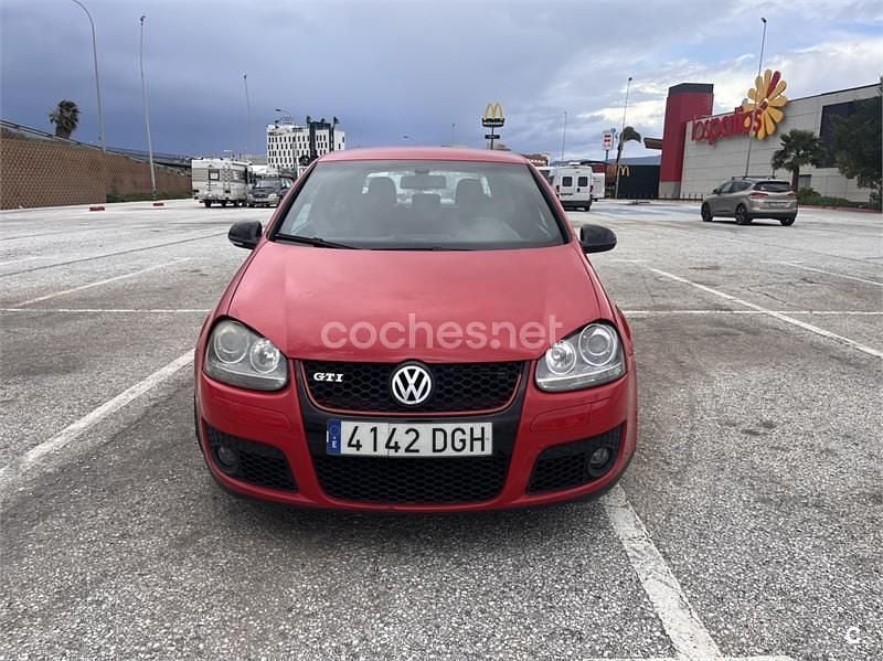Usado VW Golf IV GTI 200 CV (147 kW) 2005 Rojo Berlina