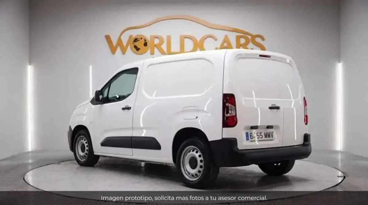 Usado Peugeot Partner 102 CV (75 kW) 2024 Blanco Monovolumen