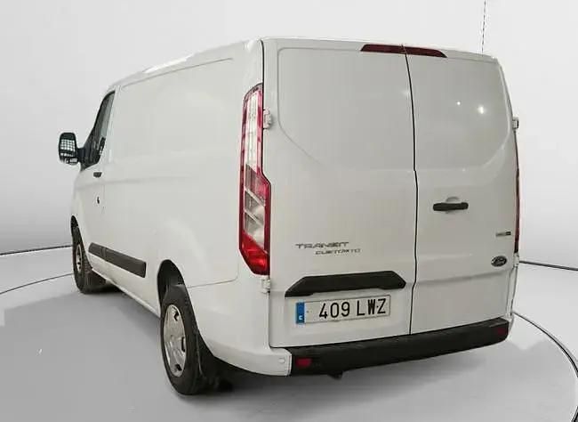 Begagnad Ford Transit Custom 130 HK (95 kW) 2022 Vit Sedan