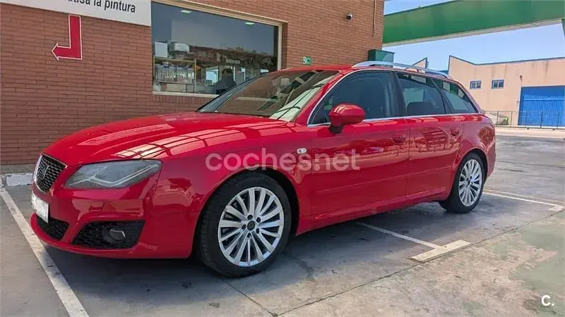 Usado Seat Exeo Sport 170 CV (125 kW) 2013 Rojo Familiar
