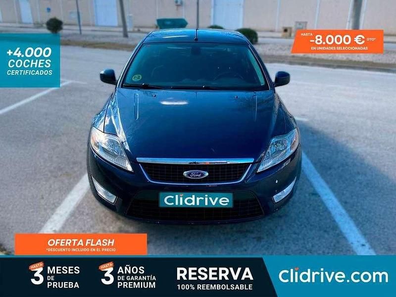 Usado Ford Mondeo Trend 140 CV (102 kW) 2008 Azul Berlina