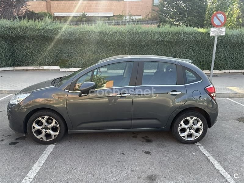 Usado Citroën C3 Feel 82 CV (60 kW) 2015 Gris / plata Berlina
