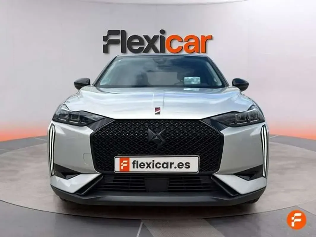 Usado DS Automobiles DS3 Crossback Performance 131 CV (96 kW) 2023 Beige SUV