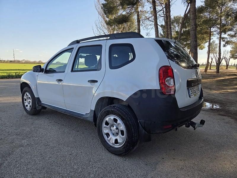 Usado Dacia Duster Ambiance 109 CV (80 kW) 2014 Blanco SUV
