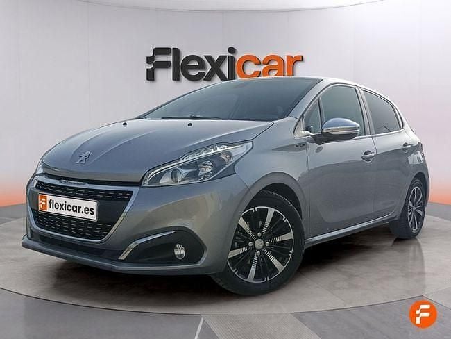 Usado Peugeot 208 Signature Sky 82 CV (60 kW) 2019 Gris Utilitario
