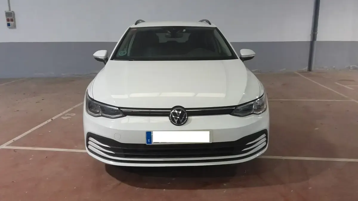 Usado VW Golf VII 115 CV (84 kW) 2021 Blanco Utilitario
