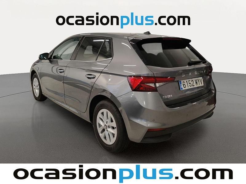 Usado Skoda Fabia Selection 95 CV (69 kW) 2025 Gris Utilitario