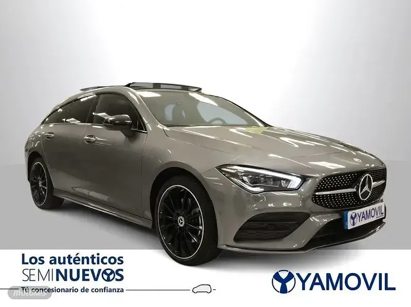 Usado Mercedes CLA250e 218 CV (160 kW) 2023 Gris Coupe