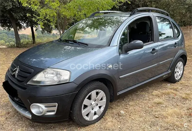 Usado Citroën C3 XTR 70 CV (51 kW) 2007 Azul Berlina