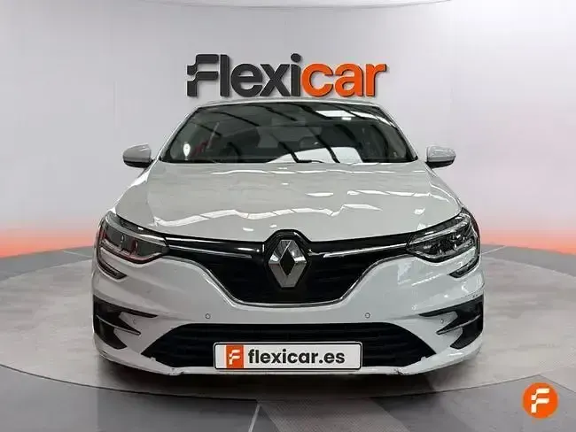 Usado Renault Mégane II Business 115 CV (84 kW) 2021 Gris Berlina