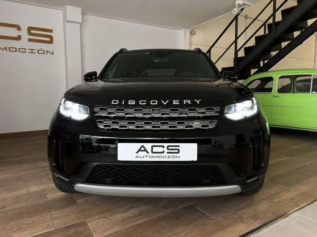 Usado Land Rover Discovery Sport HSE 163 CV (119 kW) 2021 Negro SUV